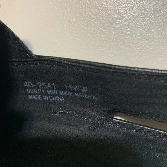 Ladies Black Flats - Picture 5 of 5